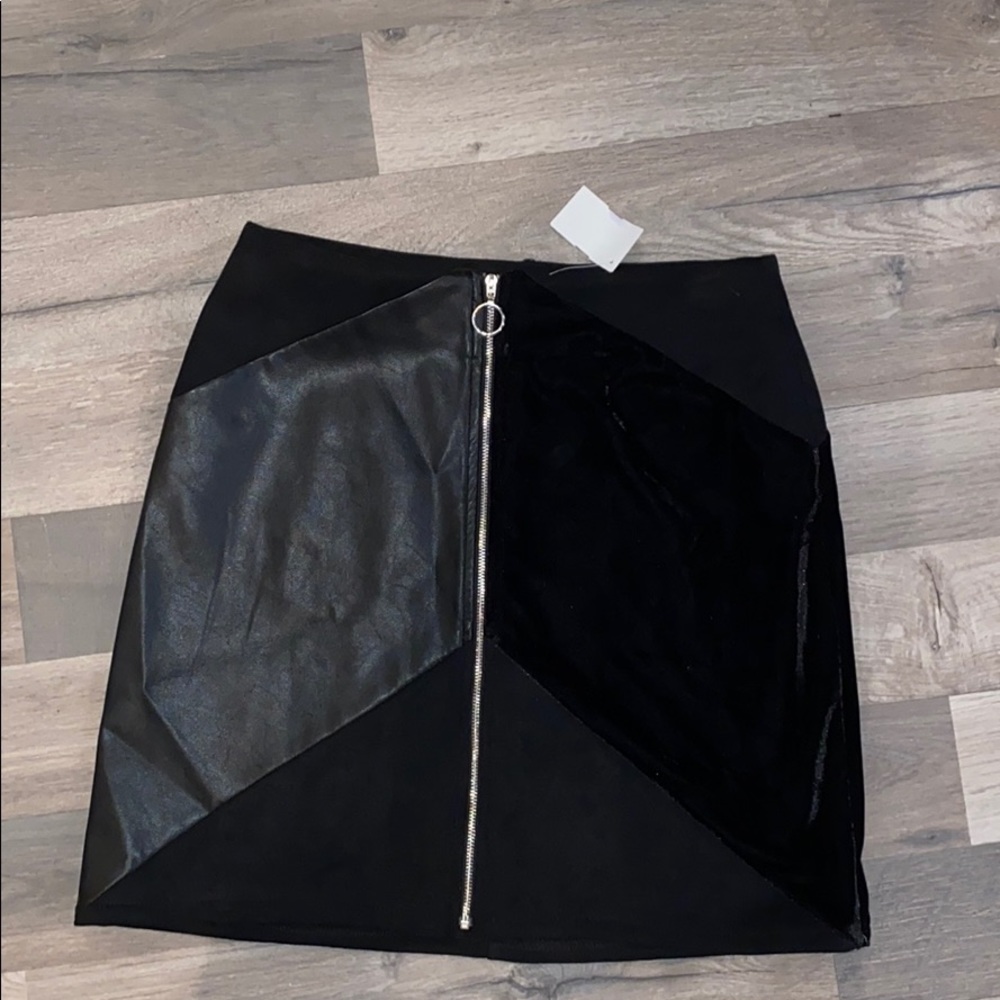 NWT- Black Mini Panel Skirt
